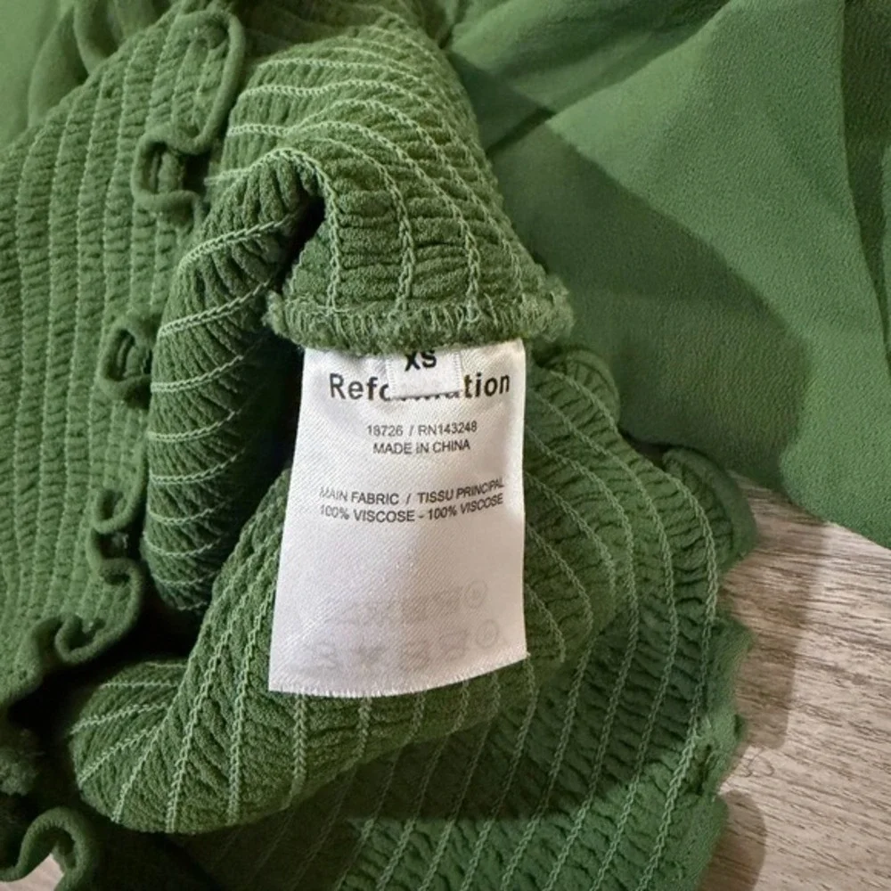 Reformation Pinto‎ Smocked Top Womens XS Green Moss Fitted Crop Blouse
